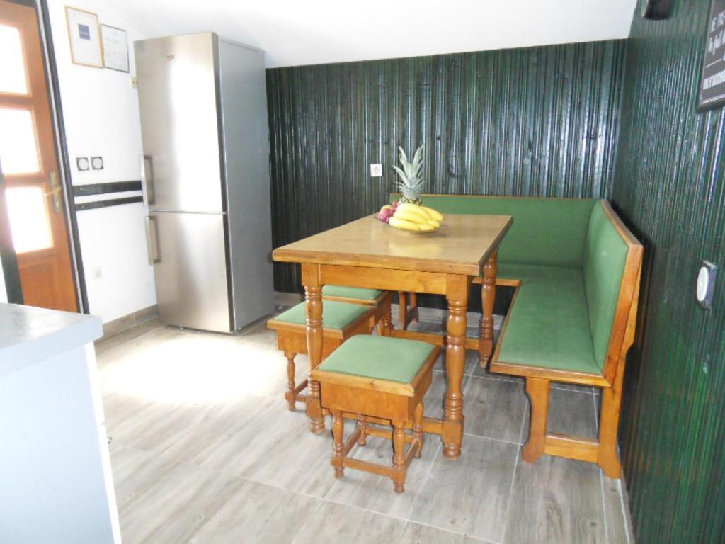 רוגוזניצה Sunset Beachfront Residence מראה חיצוני תמונה