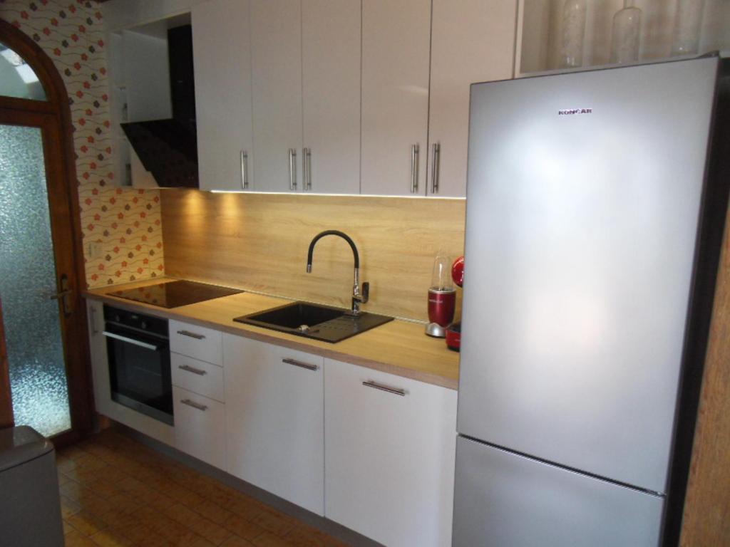 רוגוזניצה Sunset Beachfront Residence מראה חיצוני תמונה