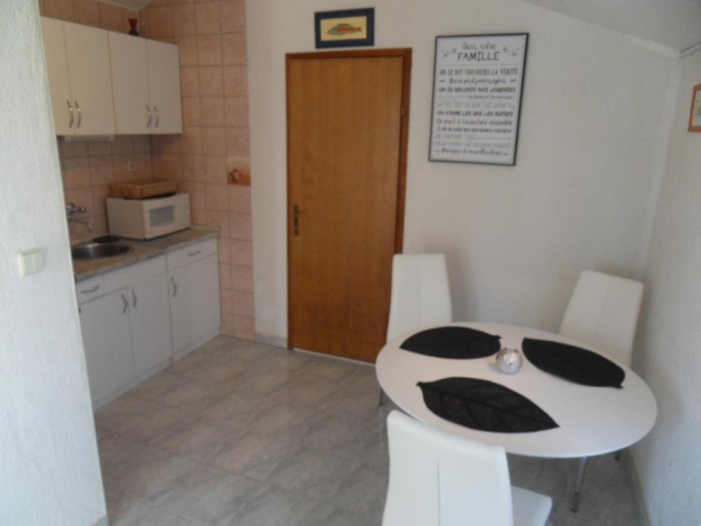 רוגוזניצה Sunset Beachfront Residence מראה חיצוני תמונה